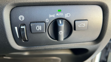 Volvo V40 T2 [122] R DESIGN Pro 5dr Geartronic Petrol Hatchback